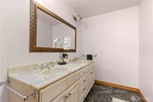 14808 84th Ave NE, Kenmore, WA 98028 - Photo 17