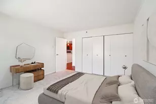 121 Vine St, Seattle, WA 98121 - Photo 11