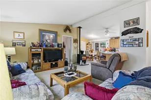 10702 63rd St E, Puyallup, WA 98372 - Photo 5