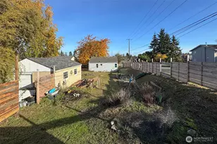 938 E 6th St, Port Angeles, WA 98362 - Photo 35