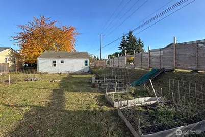 938 E 6th Street, Port Angeles, WA 98362 - Photo 27