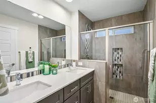 19225 Damson Rd, Lynnwood, WA 98036 - Photo 27