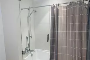 188 Bellevue Way NE, Bellevue, WA 98004 - Photo 15