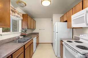 6091 NE Twin Spits Rd, Hansville, WA 98340 - Photo 7