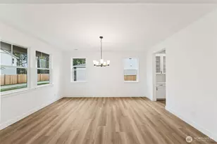 2210 Oak Ct, Milton, WA 98354 - Photo 3