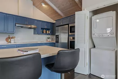 1212 E Shelby #5, Seattle, WA 98102 - Photo 15