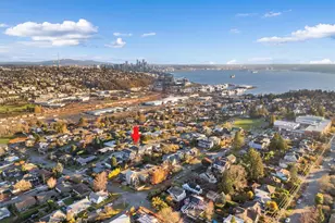 2571 26th Ave W, Seattle, WA 98199 - Photo 3