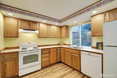 2010 8th Street Ct SW, Puyallup, WA 98371 - Photo 17