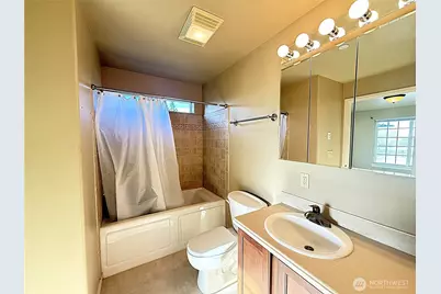 978 Point Brown Avenue SE #3, Ocean Shores, WA 98569 - Photo 15