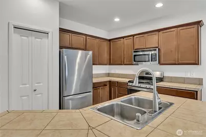 13328 SE 255th Street, Kent, WA 98042 - Photo 11