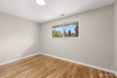 604 N 201st Street, Shoreline, WA 98133 - Photo 29