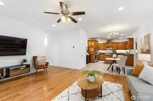 7650 NE 204th Pl, Kenmore, WA 98028 - Photo 9