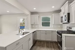 3931 Hyde Loop NE, Olympia, WA 98506 - Photo 7