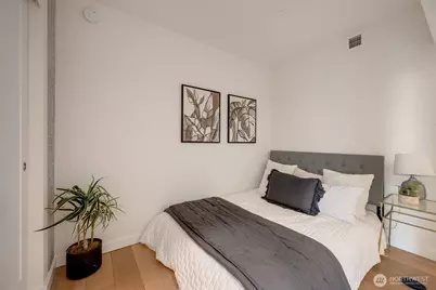 450 S Main Street #616, Seattle, WA 98104 - Photo 17