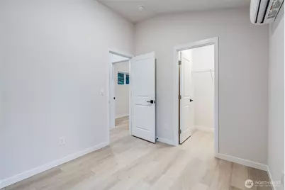 12531 25th Avenue NE #Unit A, Seattle, WA 98125 - Photo 19