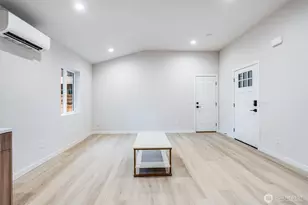 12531 25th Ave NE, Seattle, WA 98125 - Photo 5