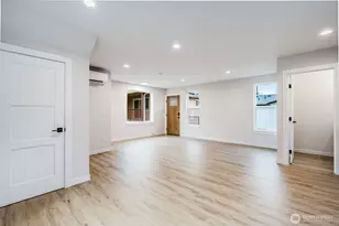 12531 25th Ave NE, Seattle, WA 98125 - Photo 7