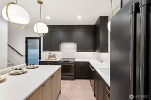 11218 115th Pl NE, Kirkland, WA 98033 - Photo 13