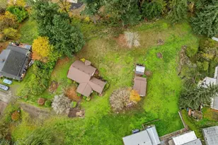 690 N 3rd Pl, Kalama, WA 98625 - Photo 25