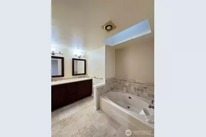 23346 NE 29th Pl, Sammamish, WA 98074 - Photo 23