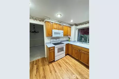 23346 NE 29th Pl, Sammamish, WA 98074 - Photo 9