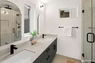 808 34th Ave, Seattle, WA 98122 - Photo 19