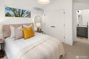 808 34th Ave, Seattle, WA 98122 - Photo 23