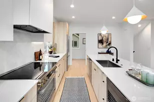 806 34th Ave, Seattle, WA 98122 - Photo 19