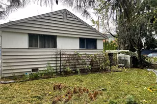 3701 SW 105th St, Seattle, WA 98146 - Photo 17