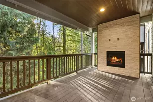 12055 SE May Creek Park Dr, Newcastle, WA 98056 - Photo 7