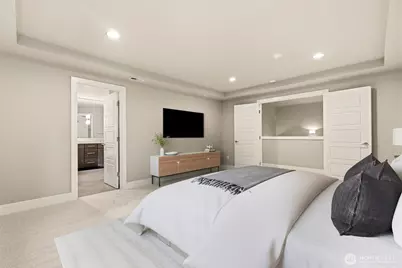 12055 SE May Creek Park Drive, Newcastle, WA 98056 - Photo 13