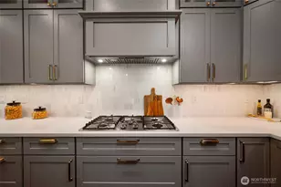 19433 Kamden Ct, Sedro Woolley, WA 98284 - Photo 11