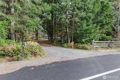 36819 Eatonville Cutoff Road E, Eatonville, WA 98328 - Photo 3