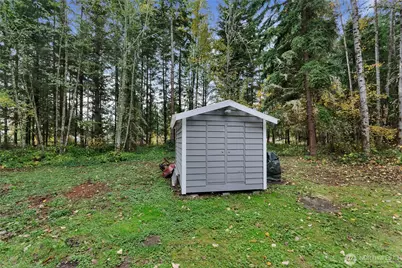 36819 Eatonville Cutoff Road E, Eatonville, WA 98328 - Photo 33