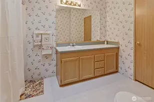 36819 Eatonville Cutoff Rd E, Eatonville, WA 98328 - Photo 19