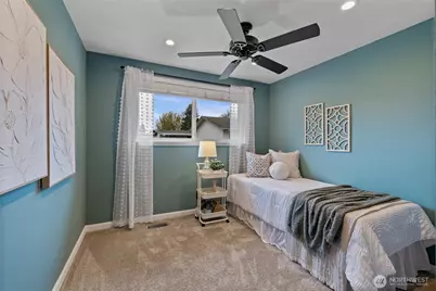 12010 Waller Road E, Tacoma, WA 98446 - Photo 17