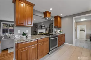 12010 Waller Rd E, Tacoma, WA 98446 - Photo 11