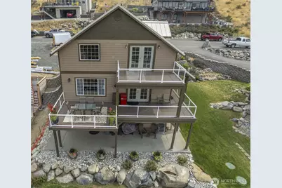 585 Entiat Place, Orondo, WA 98843 - Photo 3