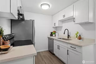 707 N 130th, Seattle, WA 98133 - Photo 9