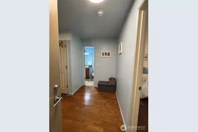 14006 SE 6th #14, Bellevue, WA 98007 - Photo 3