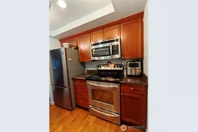 14006 SE 6th #14, Bellevue, WA 98007 - Photo 5