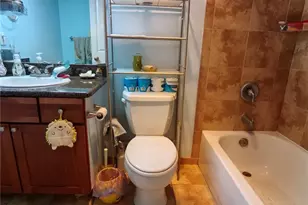 14006 SE 6th, Bellevue, WA 98007 - Photo 9