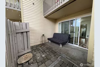 14006 SE 6th #14, Bellevue, WA 98007 - Photo 19