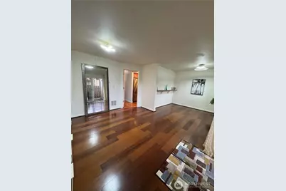 14006 SE 6th #14, Bellevue, WA 98007 - Photo 17