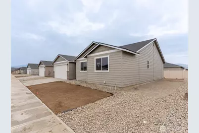 70 Salmon Drive, Wenatchee, WA 98801 - Photo 3