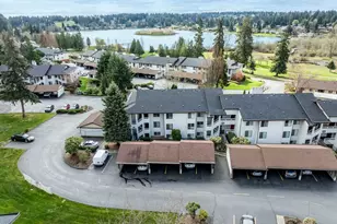 23405 Lakeview Dr, Mountlake Terrace, WA 98043 - Photo 19