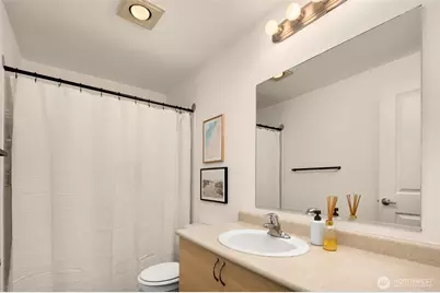 215 9th Street #D102, Kirkland, WA 98033 - Photo 25
