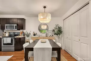 215 9th St, Kirkland, WA 98033 - Photo 9