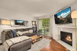 215 9th St, Kirkland, WA 98033 - Photo 3