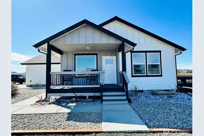 400 Malibu Street SW, Ocean Shores, WA 98569 - Photo 1